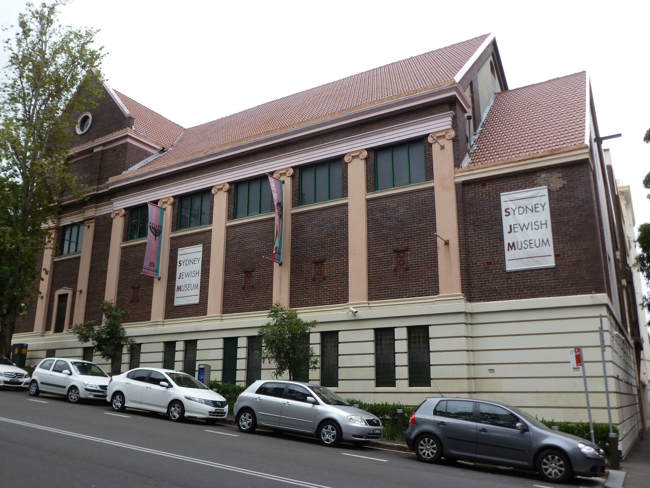 This museum is here we learn about Jewish people here in Australia.