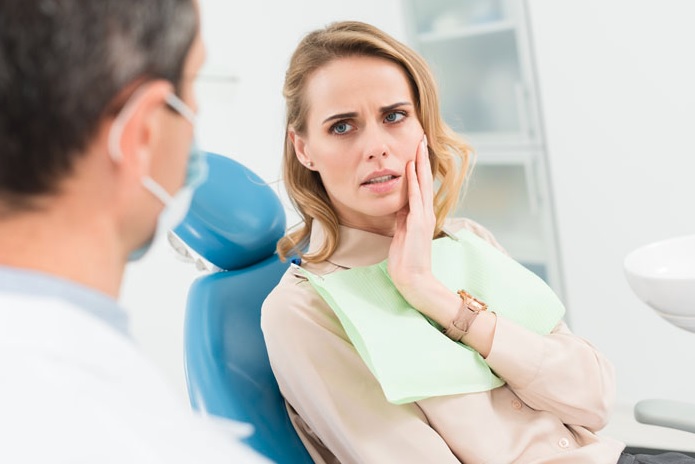 Wisdom Teeth: Monitoring or Removal?