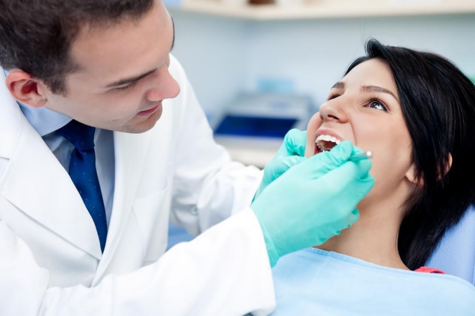 Professional Teeth Cleaning: Benefits and Limits